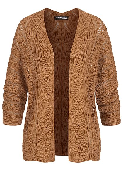 Styleboom Fashion Damen Strickcardigan Lochmuster Rückenausschnitt camel braun