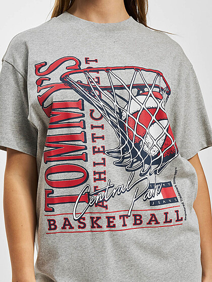 Tommy Jeans Damen Oversized T-Shirt mit Basketball Print und Rundhals grau