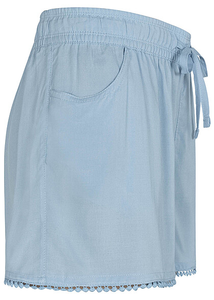 Fresh Made Dames Shorts met pom pom details en 2 zakken lichtblauw