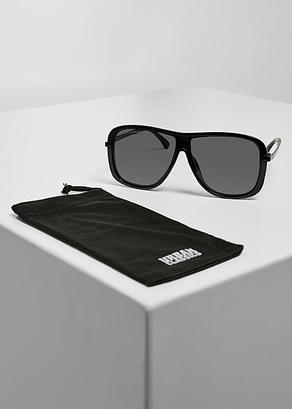 Urban Classics Zonnebril Milos zwart
