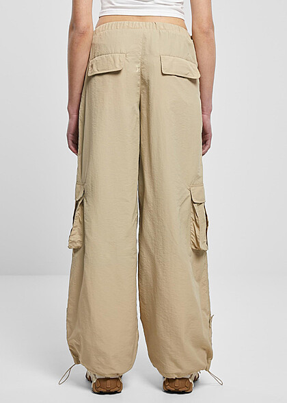 Urban Classics Damen Crinkle Nylon Cargohose mit Tunnelzug concrete beige