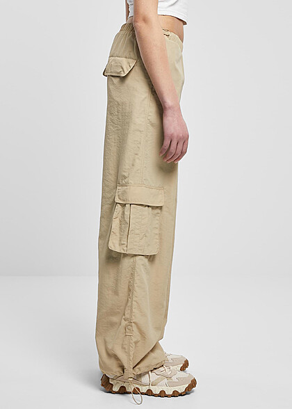 Urban Classics Damen Crinkle Nylon Cargohose mit Tunnelzug concrete beige